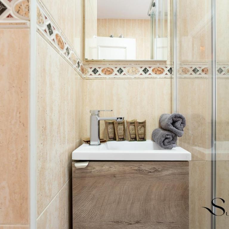 Central Seaside Lux 1min away to beach with Terrace - Apartamento de 2 dormitorios - 17