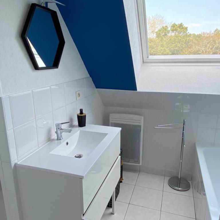 Duplex Apartment With Balcony And Close To The Sea - Apartment - 11