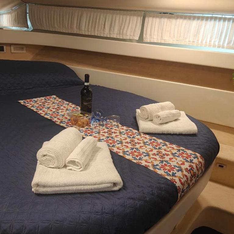 Desirè Charming House Boat - Barca con 2 Cabine - 18