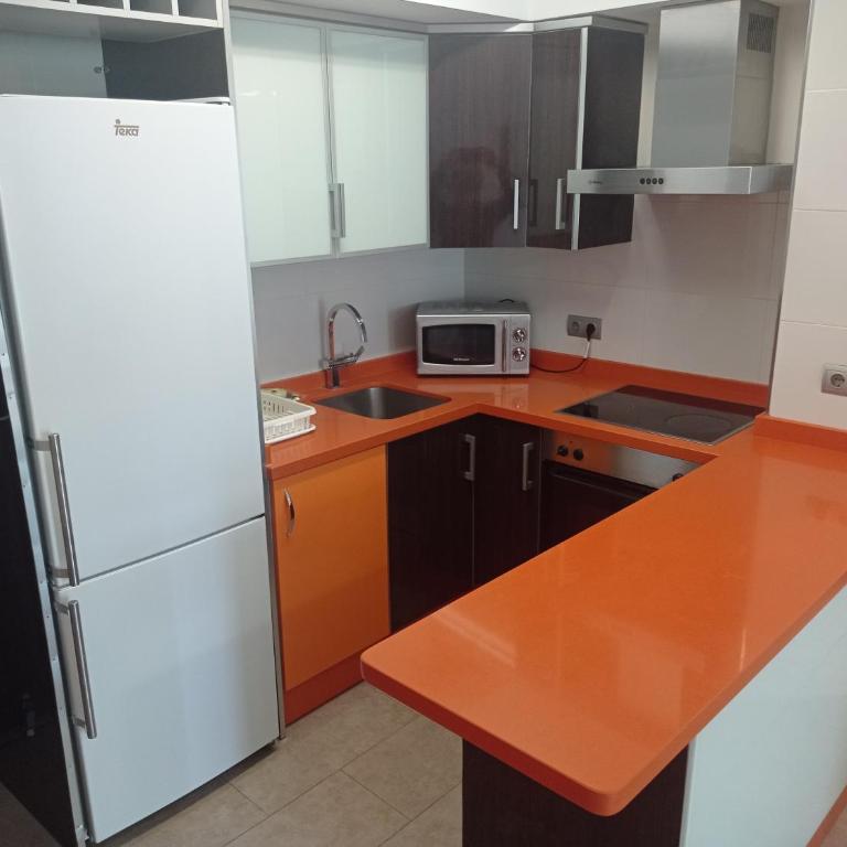 Apartamentos Bonaire 1ª Linea Wifi Solo Familias Serviplaya - Apartamento de 1 dormitorio - 6