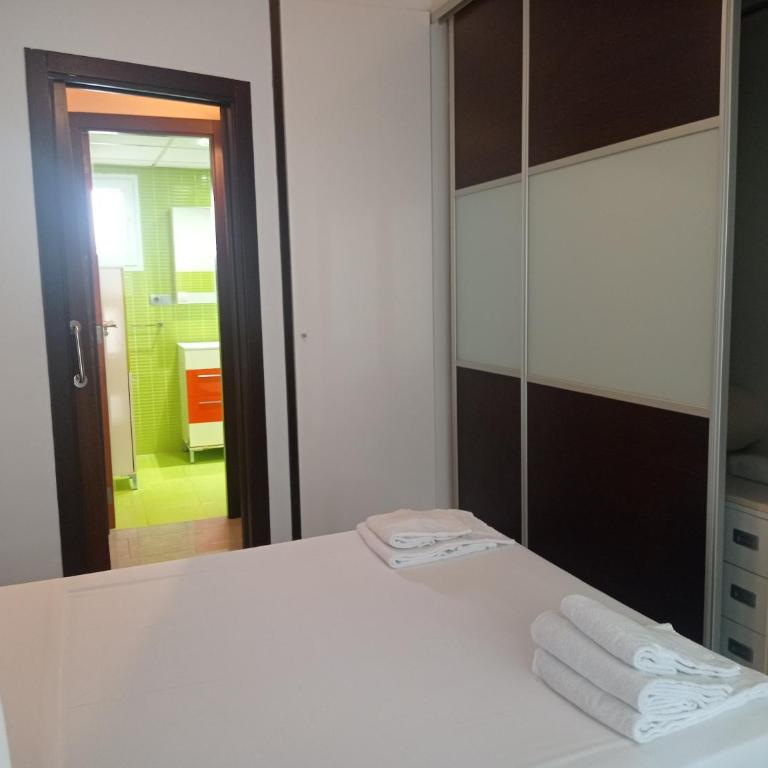 Apartamentos Bonaire 1ª Linea Wifi Solo Familias Serviplaya - Apartamento de 1 dormitorio - 7