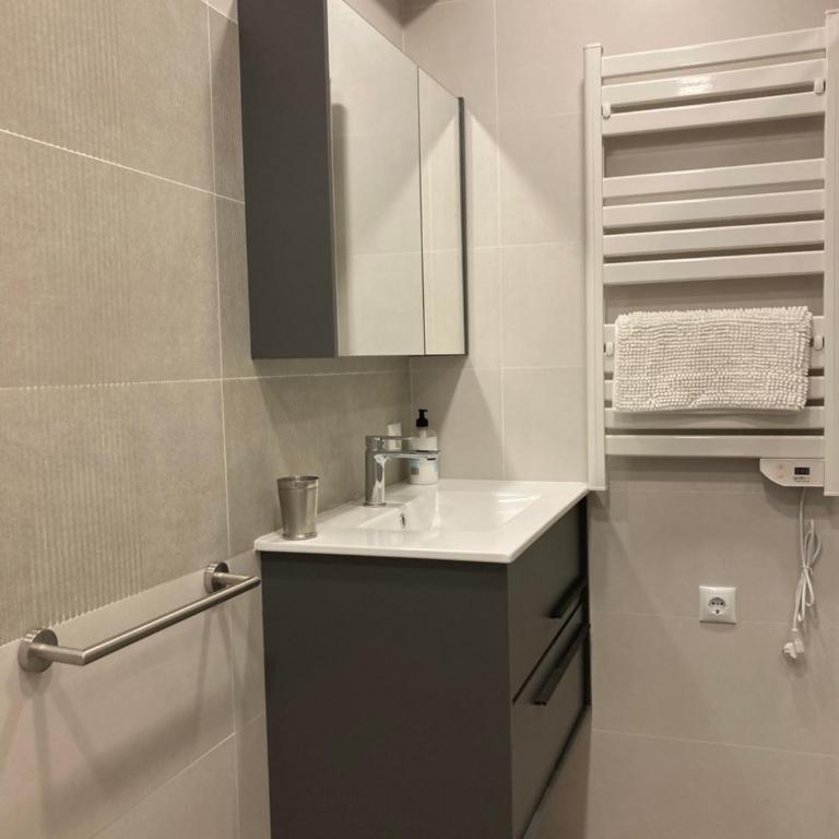 Precioso apartamento con piscina en Pals Costa Brava - Apartamento de 1 dormitorio - 5