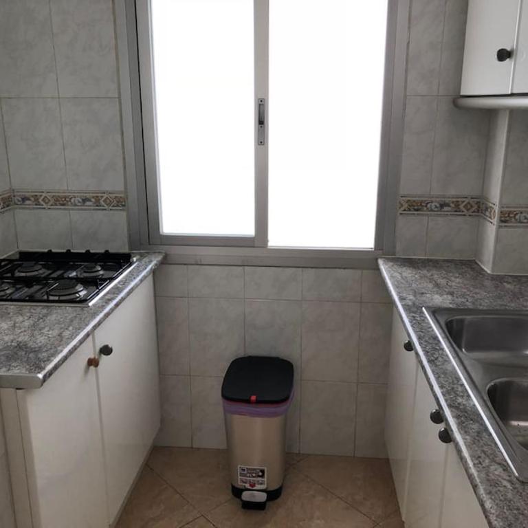 Appartement met zicht op ZEE, strand op 40 meter. - Apartamento de 1 dormitorio - 6