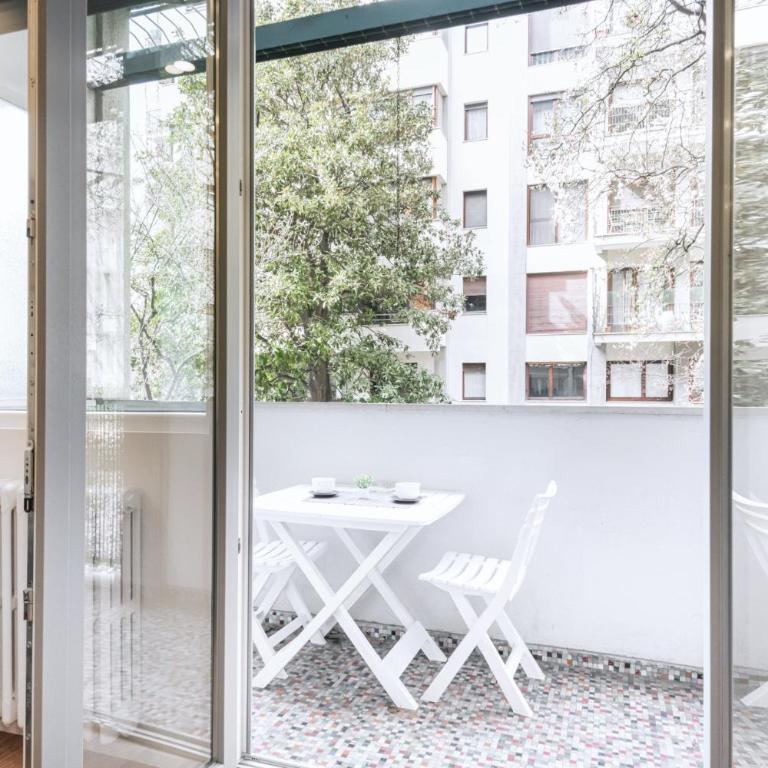 Easylife - Milano - Coni Zugna 27 - Solari - Appartamento - 2