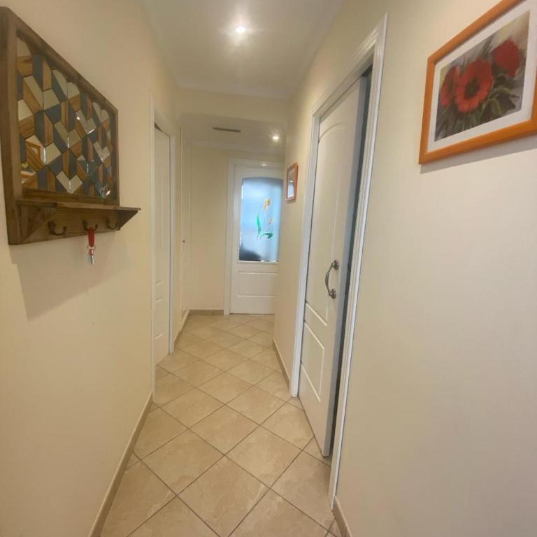 Majestic, a 60 m de la playa y a 100 m del centro de la ciudad - Two-Bedroom Apartment - 4