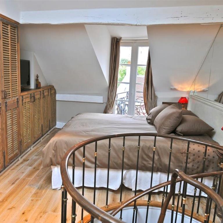 A Balcony on Notre Dame with AC - Appartement - 47