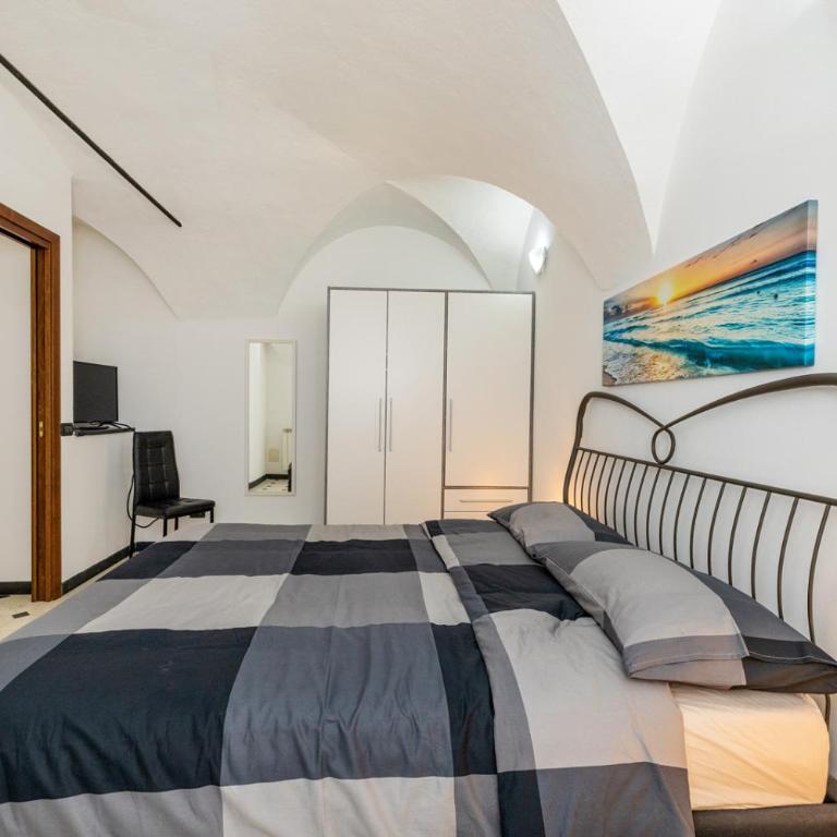 CASA RACHELE - appartamento con posto auto privato a 300 m - Appartamento con 2 Camere da Letto - 15