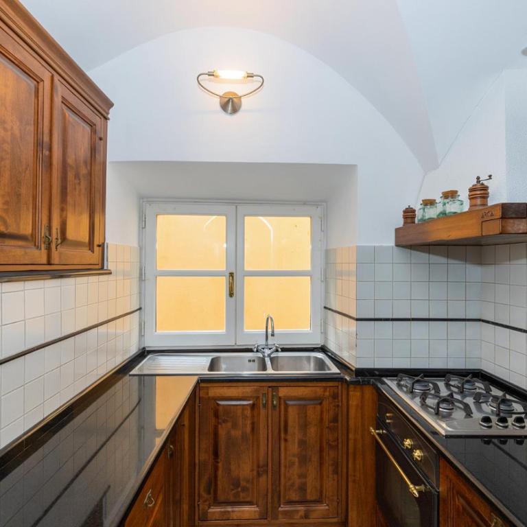 CASA RACHELE - appartamento con posto auto privato a 300 m - Appartamento con 2 Camere da Letto - 7