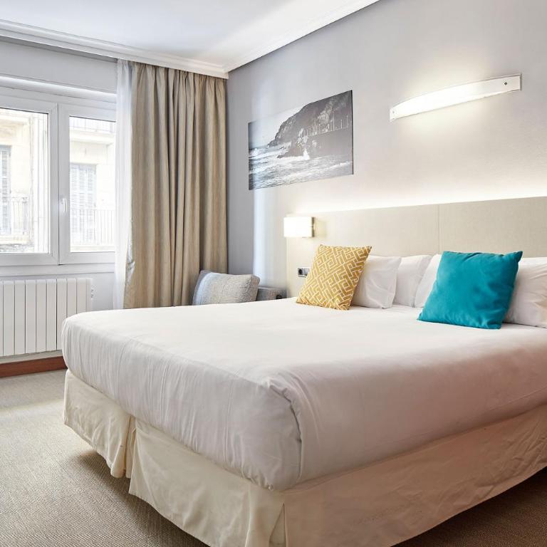 Hotel Parma - Habitación Doble con vistas a la ciudad - 1 o 2 camas - 1