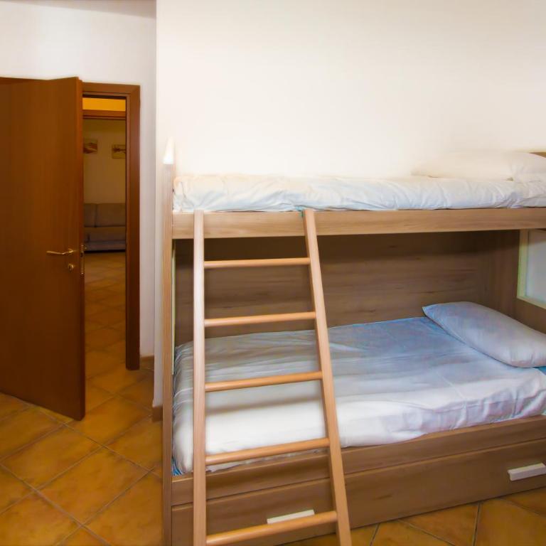 Residence Delle Rose - Appartamento con 2 Camere da Letto - 6