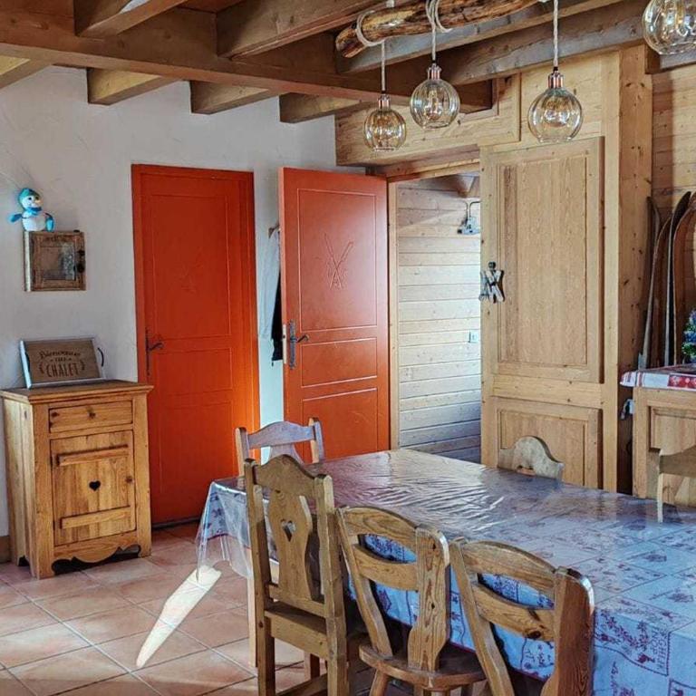 Chalet à Pra Loup 1500 avec 4 chambres, pour 12 personnes - Chalet 3 Chambres - 16