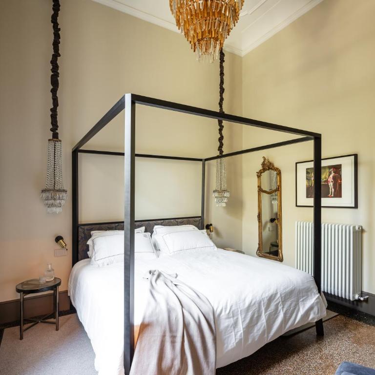 This Time Tomorrow in Florence - Two-Bedroom Apartment with View - 9