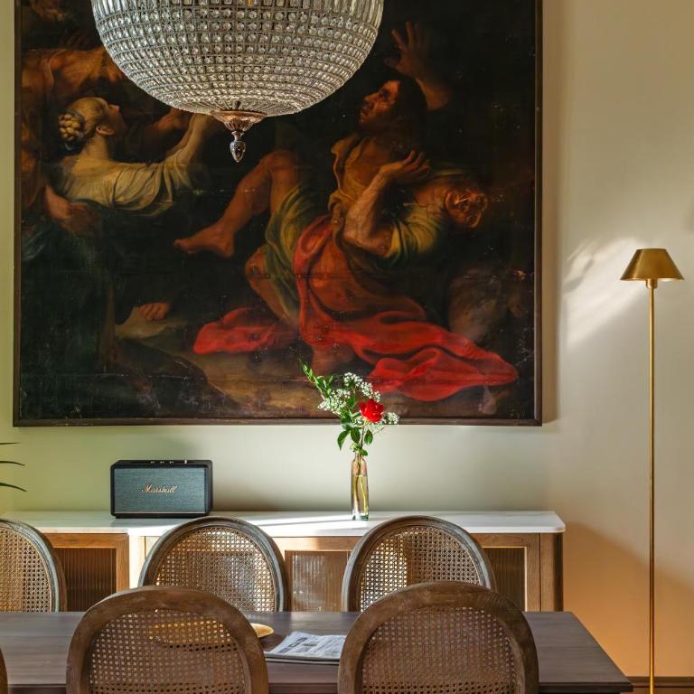 This Time Tomorrow in Florence - Two-Bedroom Apartment with Balcony - 10