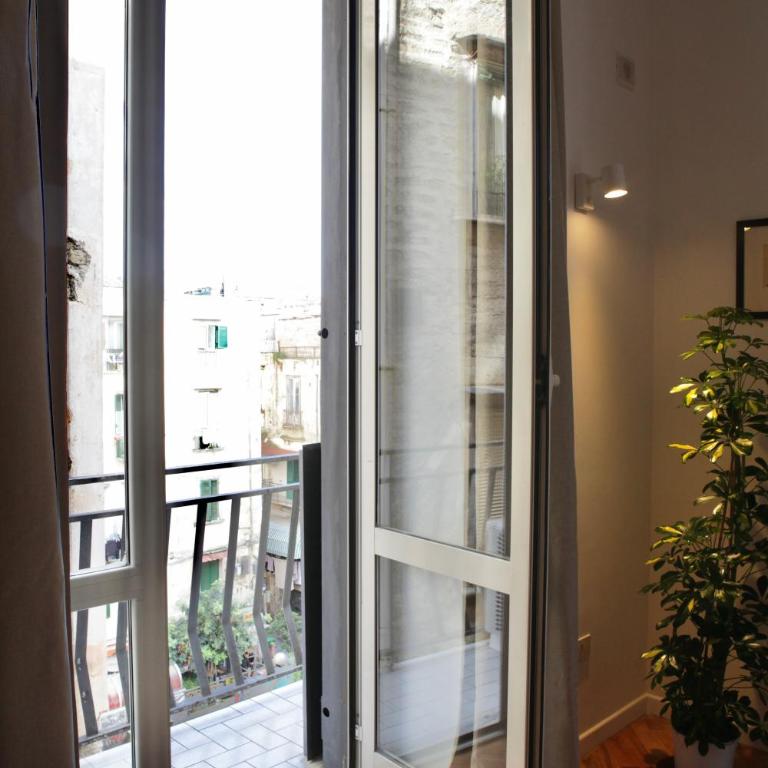 Casa Mia ai Quartieri Spagnoli 2 - Three-Bedroom Apartment - 10