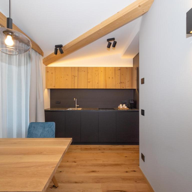 Garni Residence Alnö - Adults Only Dolomites - Appartamento con Vista Montagna - 9