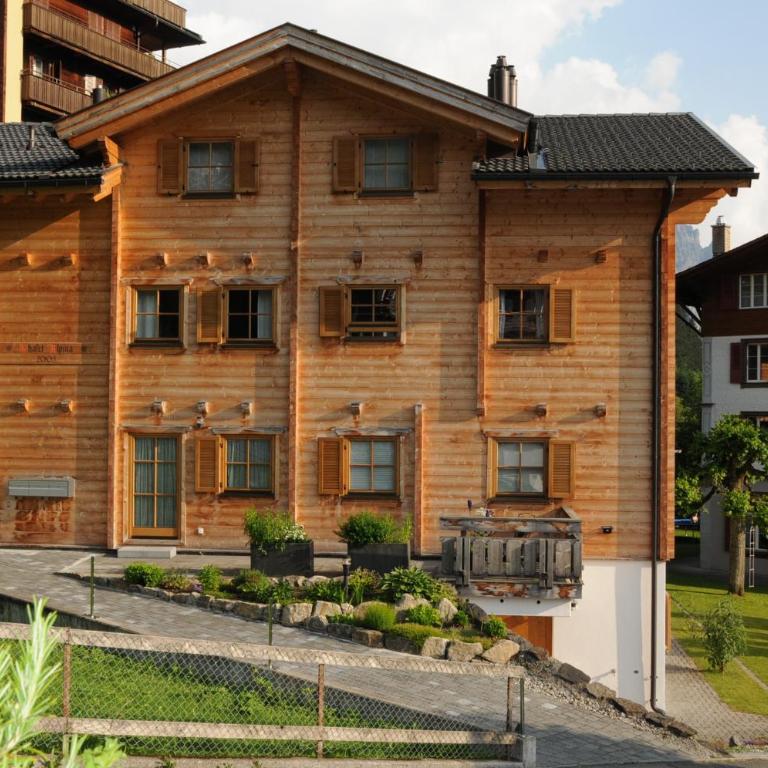 Chalet Alpina Gyger - Superior Zimmer mit Kingsize-Bett - 1