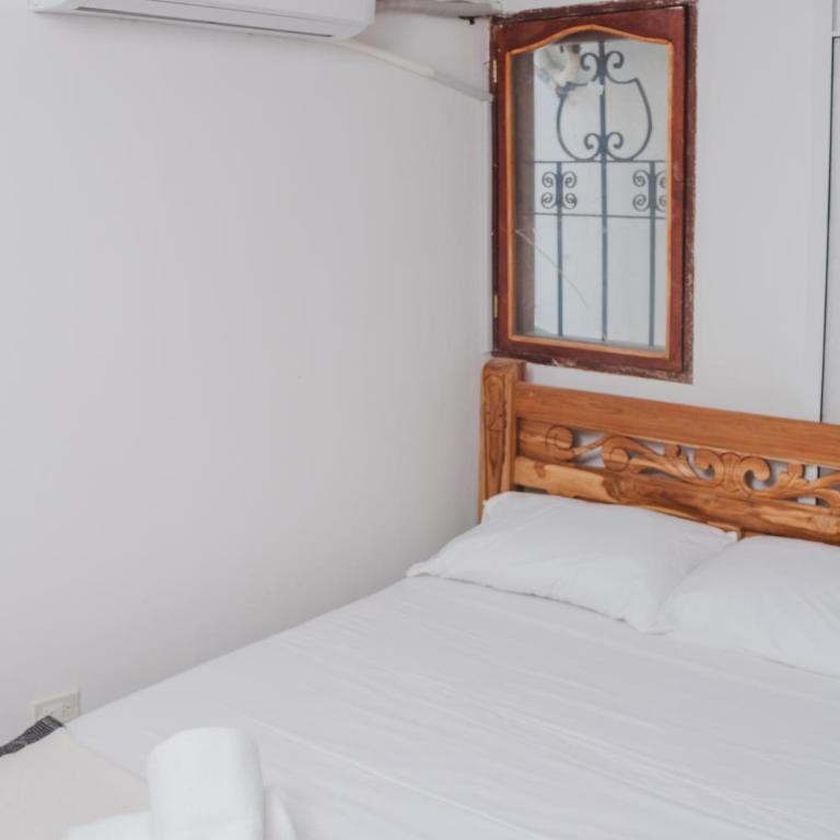 HOSTAL CASA TIO POLI - Double Room with Private Bathroom - 16