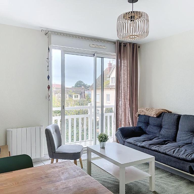 CABOURG - 2 PIÈCES avec Balcon et parking- Hyper Centre et Plage - Apartamento de 1 dormitorio - 6
