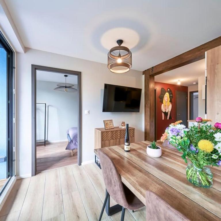 L'ALSACIEN Centre Ville 2 chambres et Terrasse - Appartamento con 2 Camere da Letto - 3