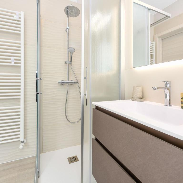 H2o Green Residence with 3 pools DesenzanoLoft Official Partner Homes & Villas by Marriott Bonvoy - Casa Vacanze - 19