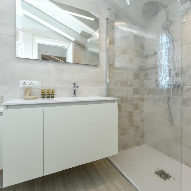 H2o Green Residence with 3 pools DesenzanoLoft Official Partner Homes & Villas by Marriott Bonvoy - Casa Vacanze - 29