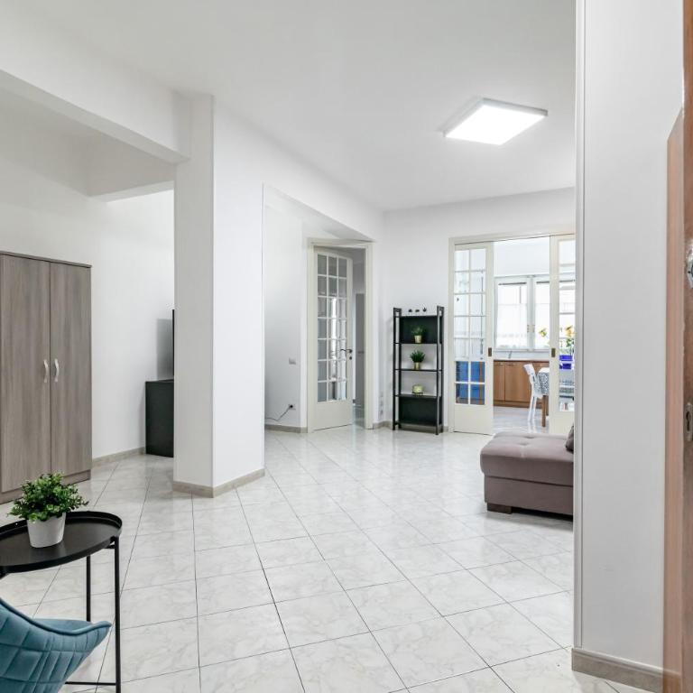GuestHost - Roomy Apartment Close to Siena Center - Two-Bedroom Apartment - 4