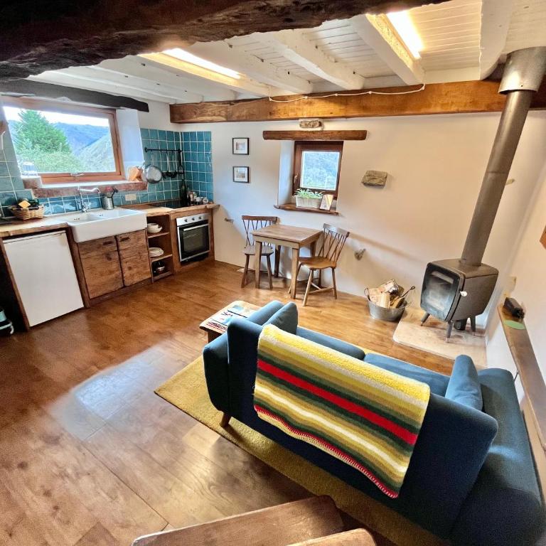 Asturias Retreats Apartamentos rurales con encanto y vistas a la montaña entre Cangas de Onís y Ribadesella - Apartamento con vistas a las montañas - 18