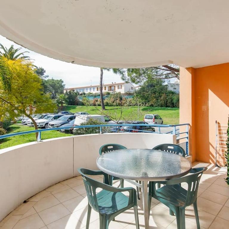 Domaine des Palmiers - Piscine- Parking - Tennis - Clim - Appartement 2 Chambres - 14