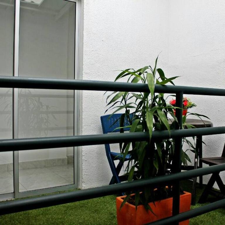 APARTAMENTO PRIVADO Y TRANQUILO EN MANILA. - Two-Bedroom Apartment - 9