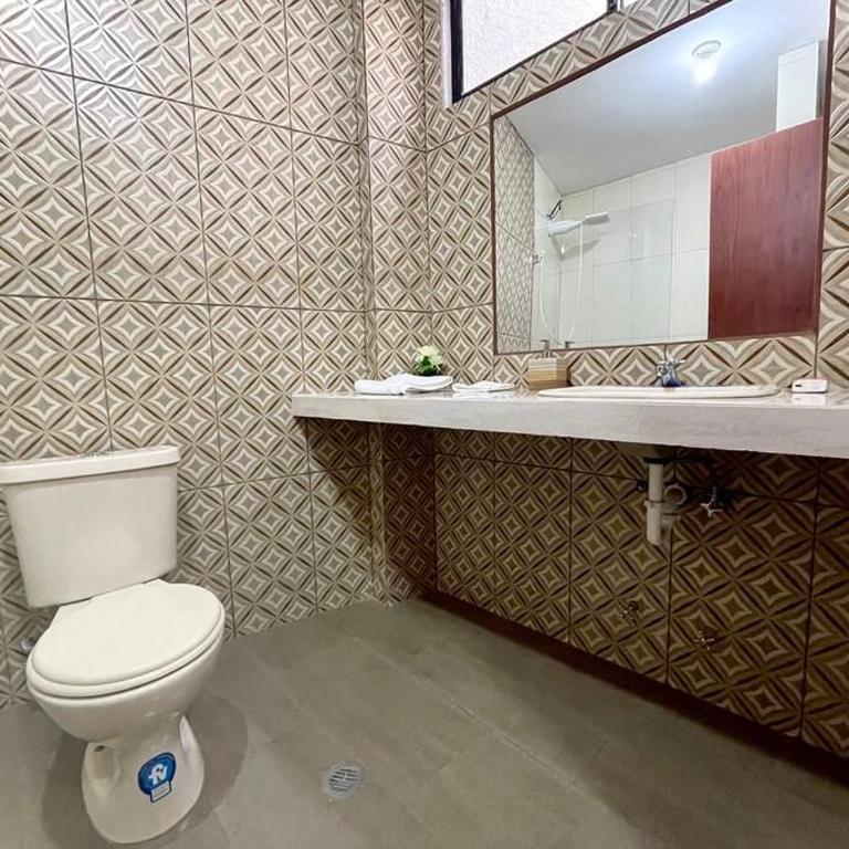 Casa de Madera y Mármol - Three-Bedroom House - 16