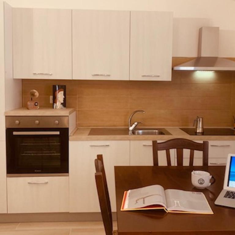 CASA VACANZE LA ROCCA - Appartamento con 1 Camera da Letto - 3
