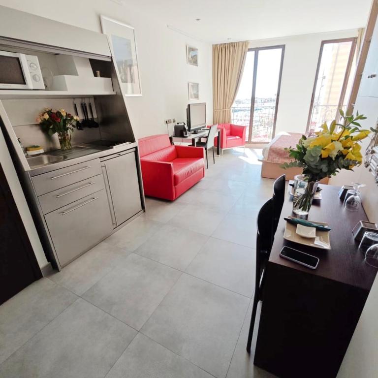 Cassis Loc - Chambre Meublée - Studio with Sea View - Not in a hotel - 7
