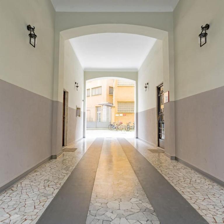 Bright & Cozy Home - City Center - Appartamento con 2 Camere da Letto - 11