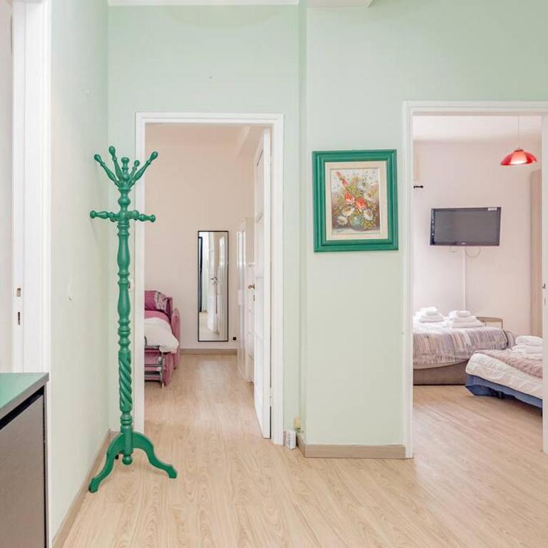 Bright & Cozy Home - City Center - Appartamento con 2 Camere da Letto - 7