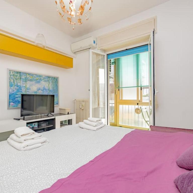 Bright & Cozy Home - City Center - Appartamento con 2 Camere da Letto - 25