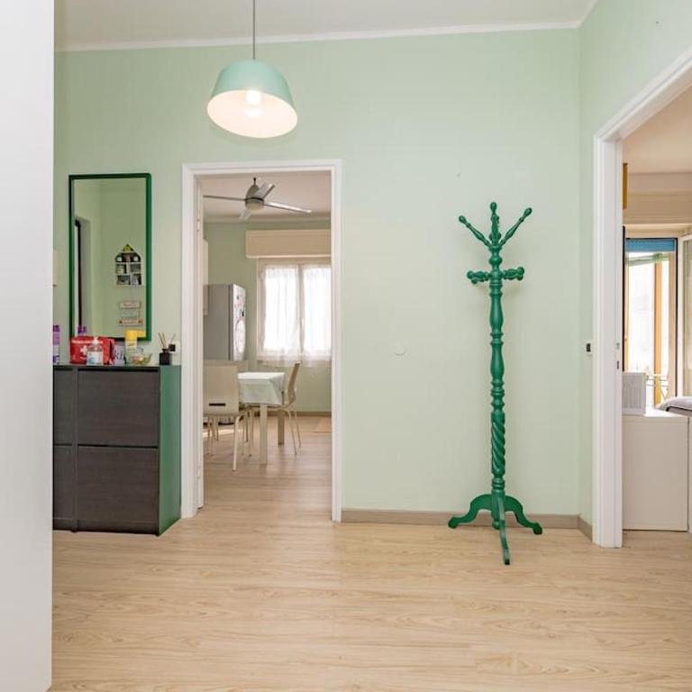 Bright & Cozy Home - City Center - Appartamento con 2 Camere da Letto - 37