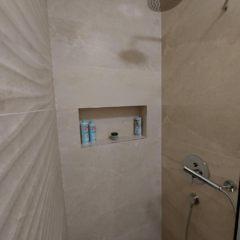 KAT 1 Apartman - One-Bedroom Apartment - 22