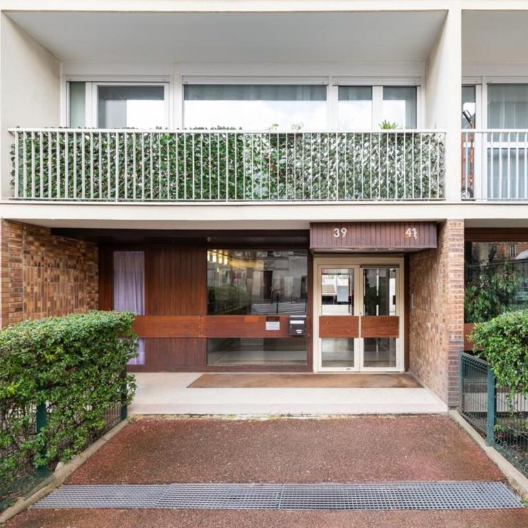 Modern 2BD Apartment w BalconyMénilmontant - Appartement - 20