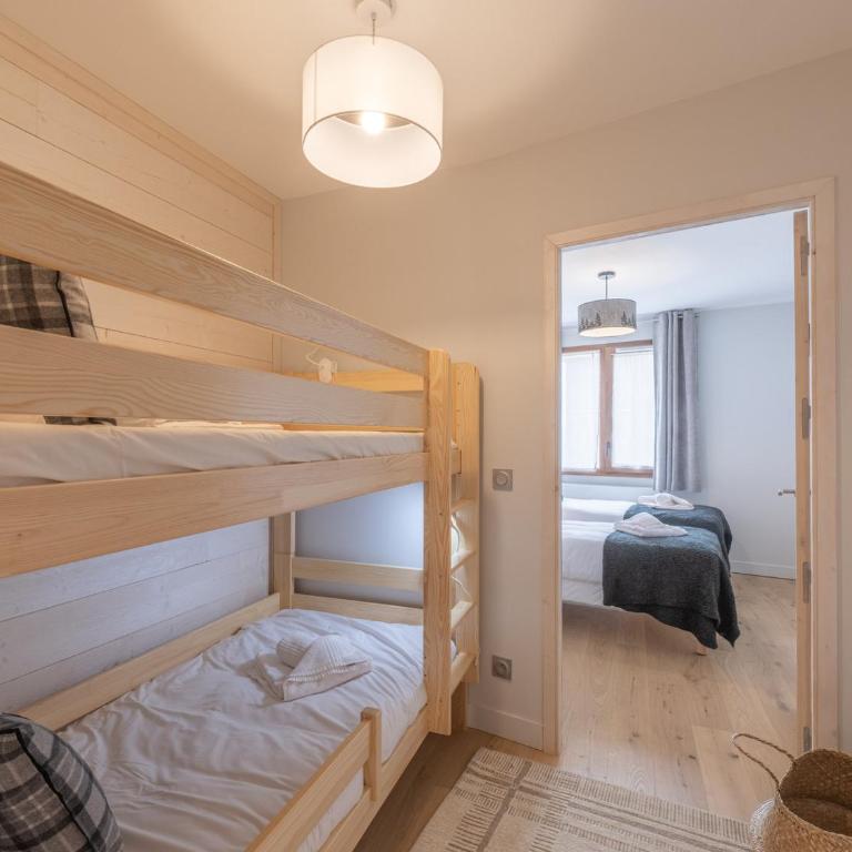 Bel appartement à l'Alpe d'Huez, proche pistes et équipements confort, avec wifi et parking - FR-1-645-57 - Appartement - 13
