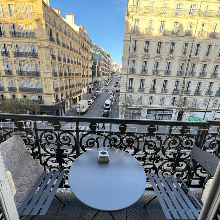Appartemment RUE DE LA REPUBLIQUE, joli et moderne au coeur du centre - Appartement 1 Chambre - 4