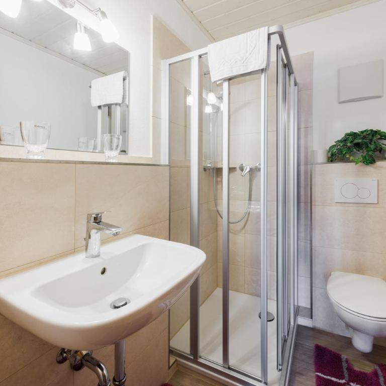 Ferienwohnung Klöpping inkl. Chiemgaukarte - Apartment with Balcony - 7