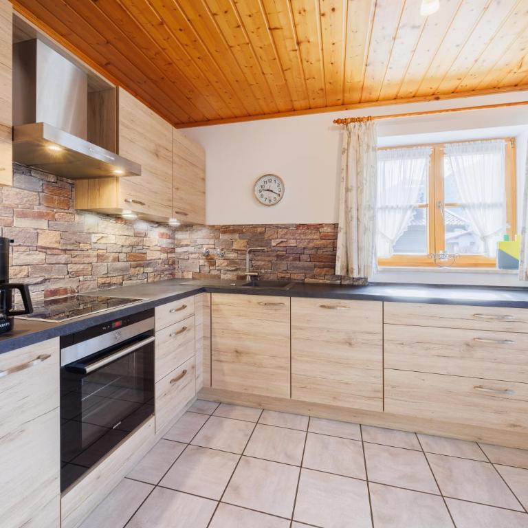Ferienwohnung Klöpping inkl. Chiemgaukarte - Apartment with Balcony - 6