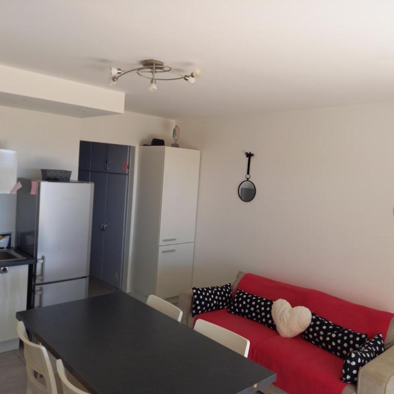 Bandol, T3, les pieds dans l'eau, presqu'île du Capelan - Appartement 2 Chambres - 10
