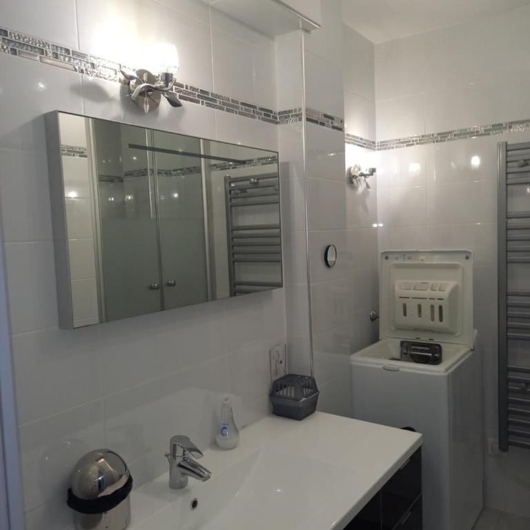Bandol, T3, les pieds dans l'eau, presqu'île du Capelan - Appartement 2 Chambres - 23