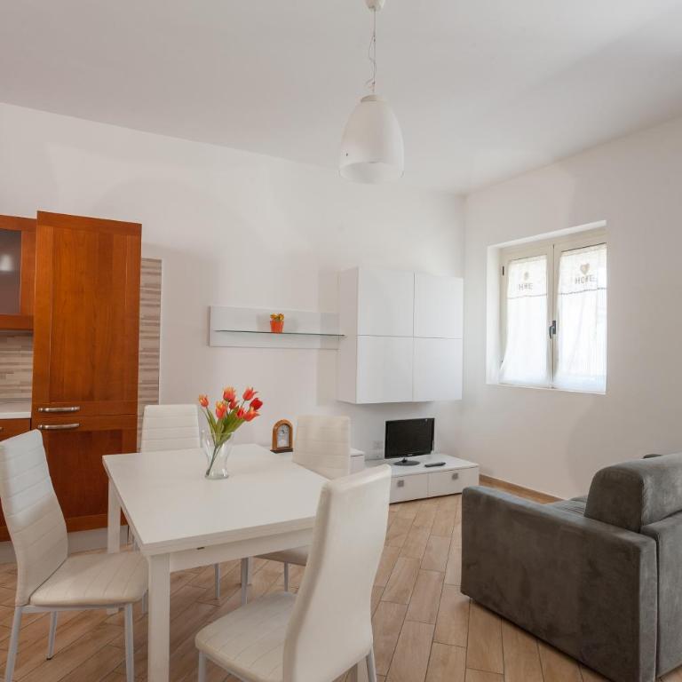 Settessenze Residence & Rooms - Appartamento Familiare con 2 Camere da Letto - 6