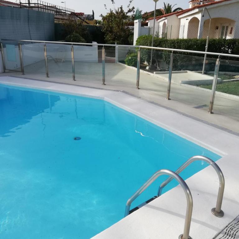 Chalet 2 dormitorios, cerca CC Yumbo - Apartamento de 2 dormitorios - 3