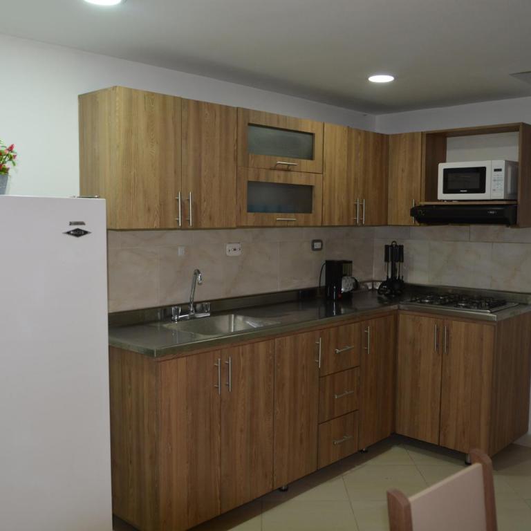 Moderno y céntrico apartamento con impresionantes vistas a la montaña - Apartamento con vistas a las montañas - 7