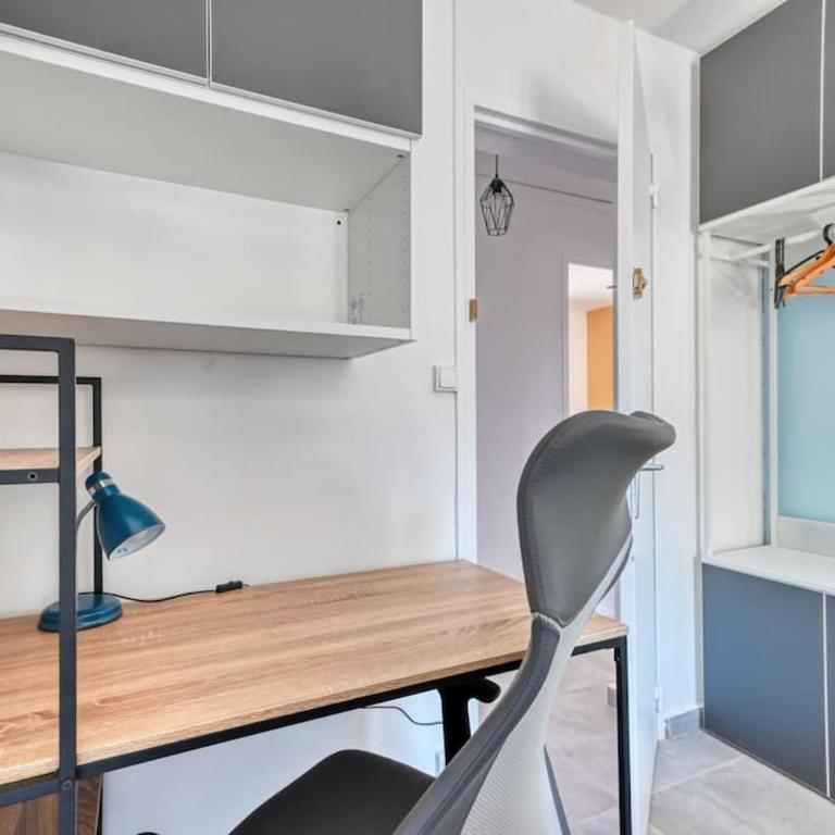 Belle Vue - T5 rénové avec balcon et parking - Apartment - 27