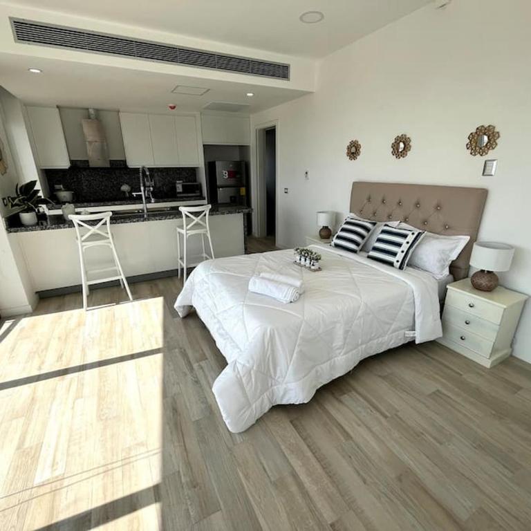 Ecusuites Karibao Resort Town & Family - Villa - Beach Front - 8