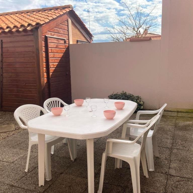 Maison avec piscine, proche forêt et plage à Saint Jean de Monts - FR-1-323-527 - Ferienhaus - 3
